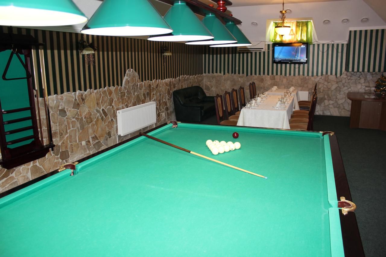 Отель Golden Lion Hotel Борисполь
