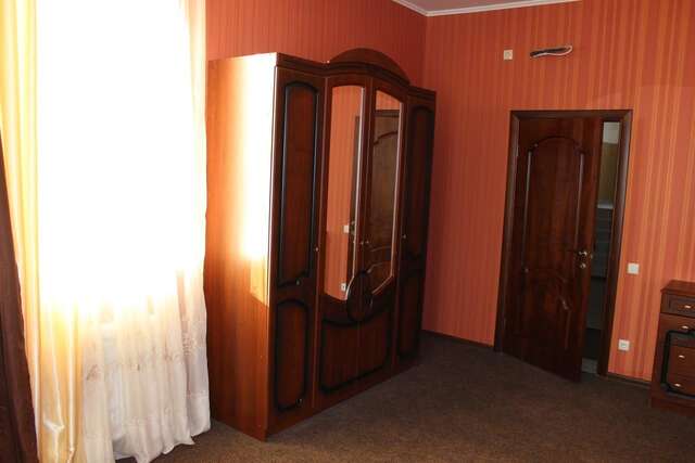 Отель Golden Lion Hotel Борисполь-40